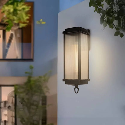 Zewnętrzna lampa ścienna LED — nowoczesna latarnia Norivo