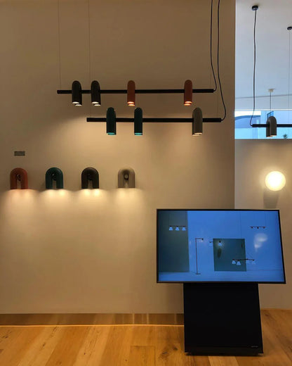 Nowoczesna lampa ścienna LED w kształcie łuku — designerski kinkiet, 4 kolory | Norivo Norivo