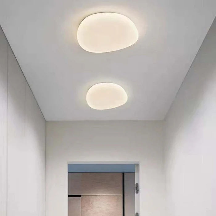 Organiczna lampa sufitowa LED — naturalny kształt kamienia, 4 rozmiary | Norivo Norivo