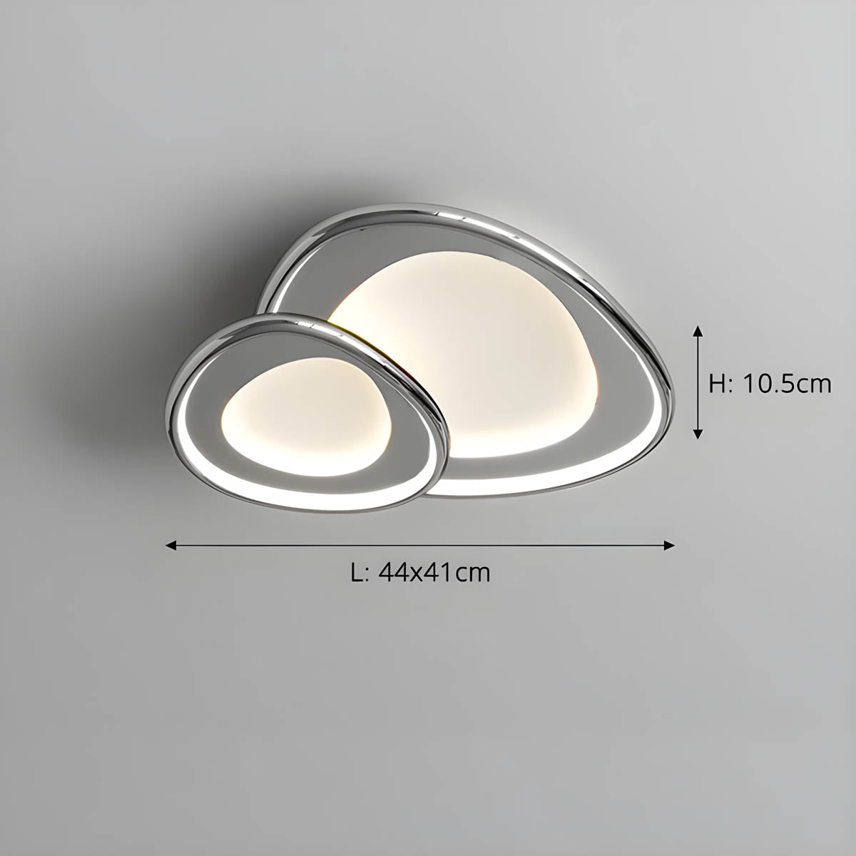 Lampa sufitowa RIPPLE — designerskie oświetlenie z efektem fal, chrom lub biały | Norivo Norivo