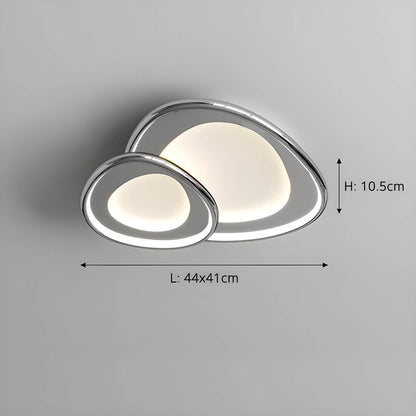 Lampa sufitowa RIPPLE — designerskie oświetlenie z efektem fal, chrom lub biały | Norivo Norivo