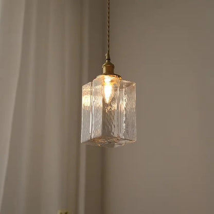 Vintage szklana lampa wisząca z mosiężnym wykończeniem — 3 kształty | Norivo Norivo