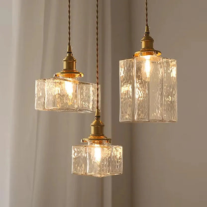Vintage szklana lampa wisząca z mosiężnym wykończeniem — 3 kształty | Norivo Norivo