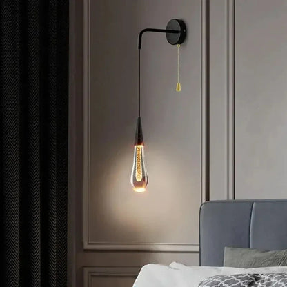 Kinkiet ścienny wiszący z dekoracyjną żarówką — minimalistyczna lampa LED | Norivo Norivo