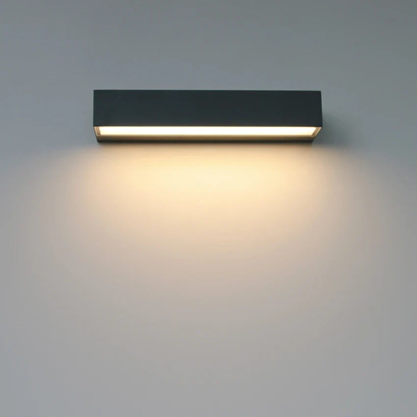 Nowoczesna lampa ścienna LED — minimalistyczne oświetlenie zewnętrzne IP65 | Norivo Norivo