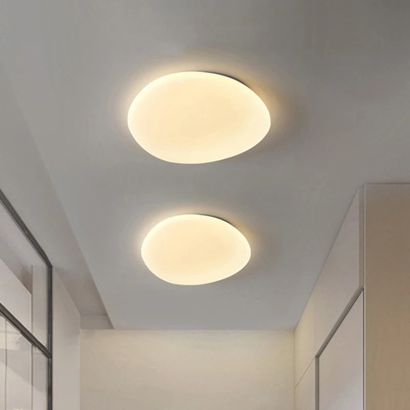 Organiczna lampa sufitowa LED — naturalny kształt kamienia, 4 rozmiary | Norivo Norivo