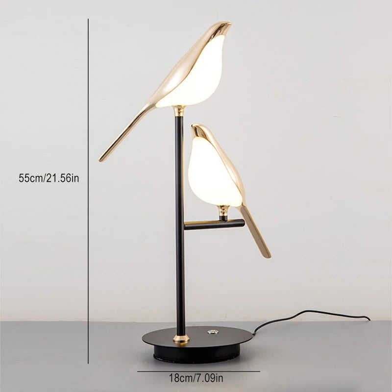 Designerska lampka nocna LED z ptakami — regulowana barwa światła | Norivo Norivo
