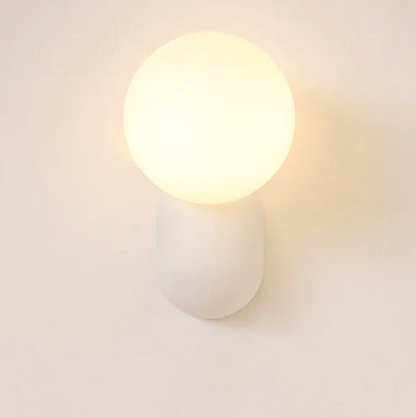 Nowoczesny kinkiet kula LED — designerska lampa ścienna, 5 kolorów | Norivo Norivo