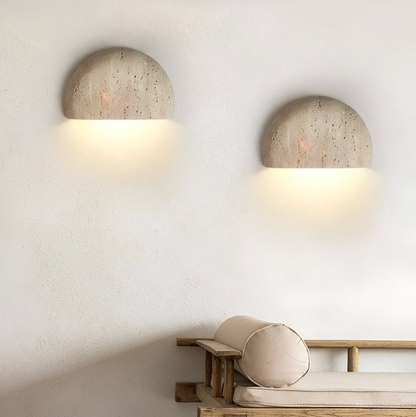 Kinkiet ścienny z kamienia naturalnego — półokrągła lampa LED | Norivo Norivo