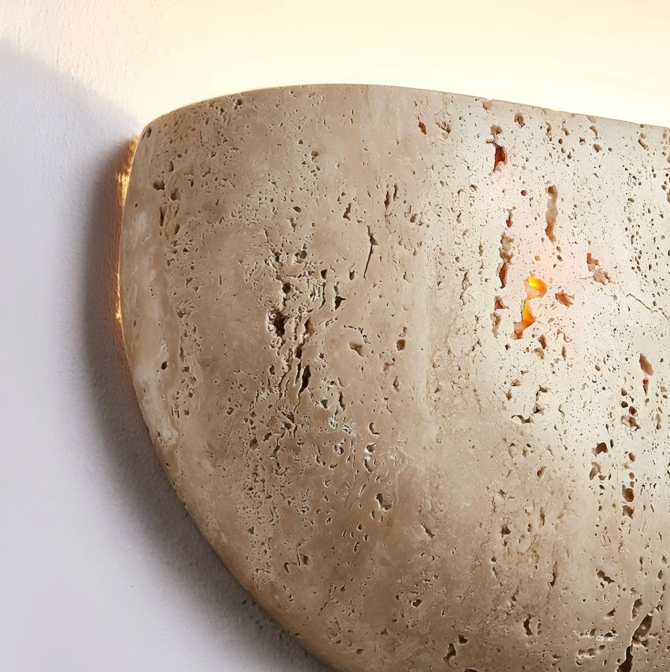 Kinkiet ścienny z kamienia naturalnego — półokrągła lampa LED | Norivo Norivo
