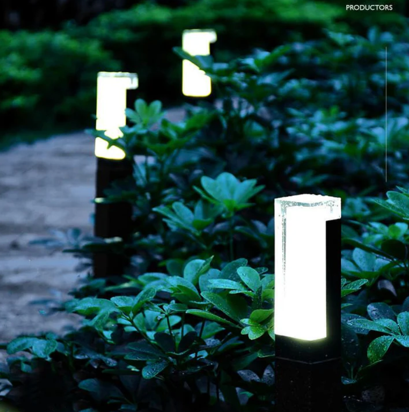 Nowoczesna lampa ogrodowa LED — wodoodporny słupek zewnętrzny, 2 rozmiary | Norivo Norivo