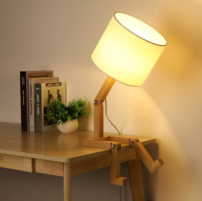 Designerska lampa stołowa drewniana — regulowana, forma "robot" | Norivo Norivo