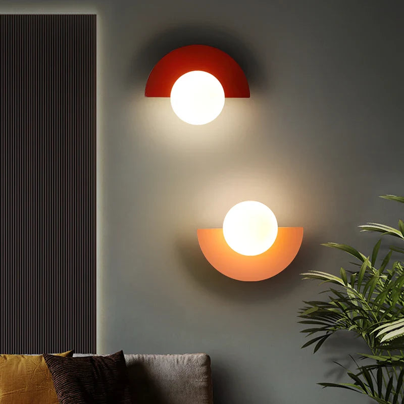 Nowoczesna lampa ścienna LED w kształcie półkola — geometryczny design, 12 wariantów | Norivo Norivo