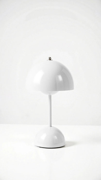 Lampa stołowa biała
