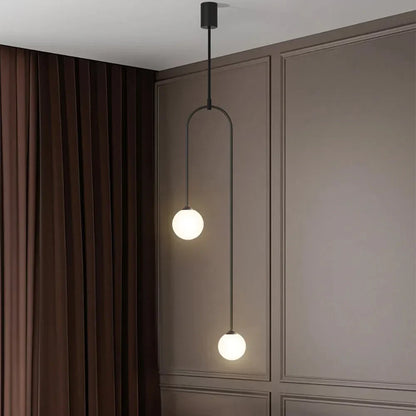 Lampa wisząca LED z kulistymi kloszami — minimalistyczny design | Norivo Norivo