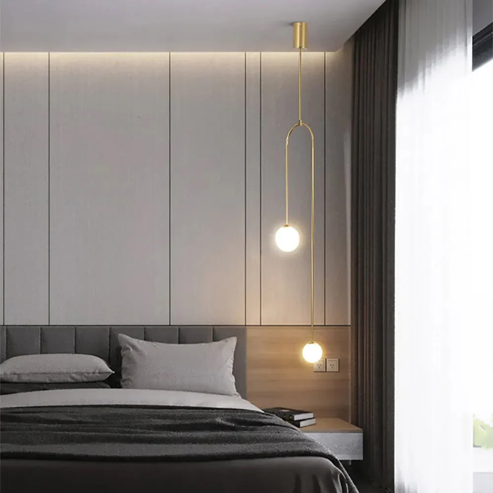 Lampa wisząca LED z kulistymi kloszami — minimalistyczny design | Norivo Norivo