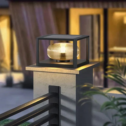Designerska lampa solarna LED — geometryczne oświetlenie ogrodowe, 2 rozmiary | Norivo Norivo