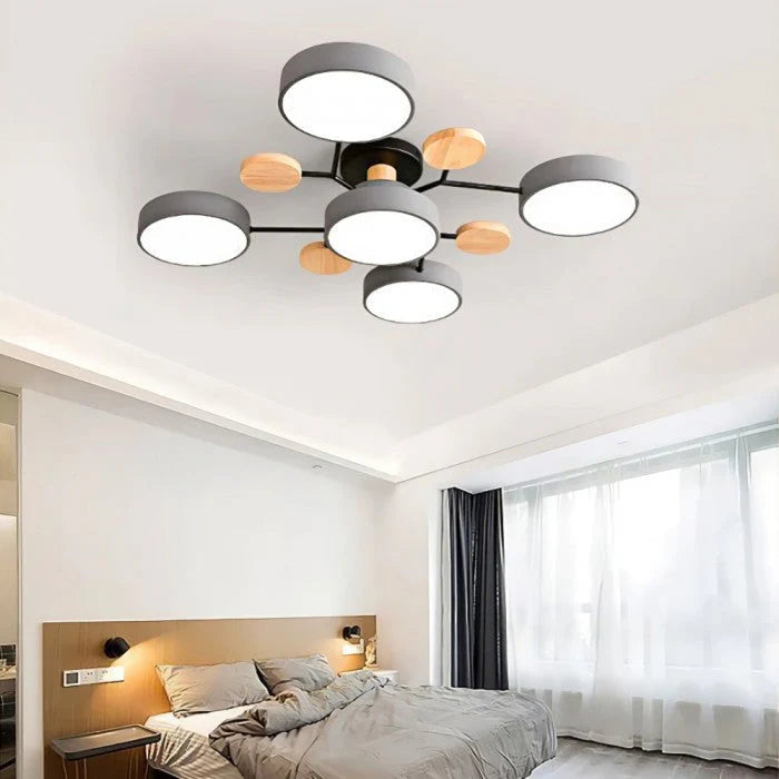 Lampa sufitowa LED wieloramienna z drewnianymi akcentami — 4 kolory | Norivo Norivo
