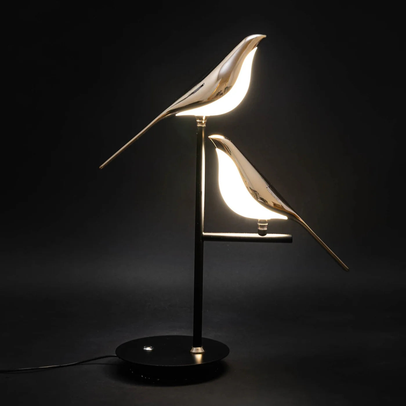 Designerska lampka nocna LED z ptakami — regulowana barwa światła | Norivo Norivo