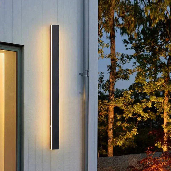 Pionowa lampa LED na elewację — ścienna zewnętrzna | Norivo Norivo