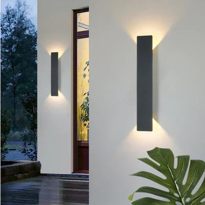Zewnętrzna lampa elewacyjna LED — kinkiet góra/dół, wodoodporny, 4 rozmiary | Norivo Norivo