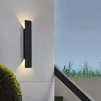 Zewnętrzna lampa elewacyjna LED — kinkiet góra/dół, wodoodporny, 4 rozmiary | Norivo Norivo