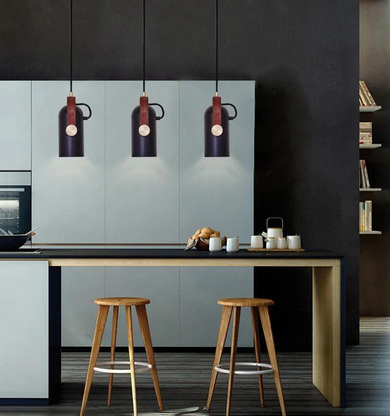 Lampa wisząca loftowa — drewno i metalowy klosz | Norivo Norivo