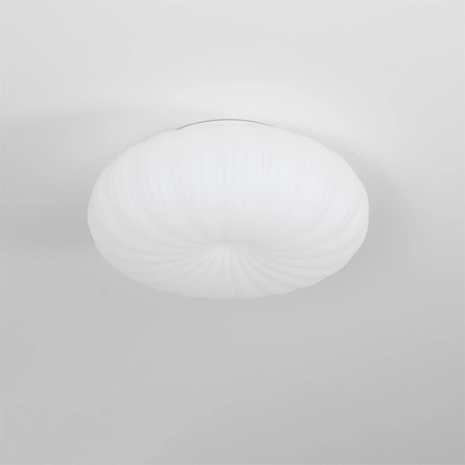 Lampa sufitowa kopułowa — inspirowana muszlą, styl japandi | Norivo Norivo