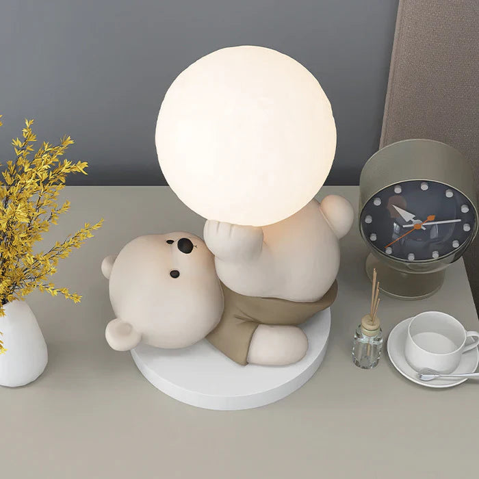 Dekoracyjna lampka nocna LED — miś z kulą świetlną, do pokoju dziecięcego | Norivo Norivo