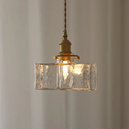 Vintage szklana lampa wisząca z mosiężnym wykończeniem — 3 kształty | Norivo Norivo