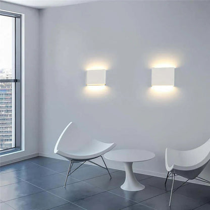 Wodoodporny kinkiet LED — oświetlenie dwukierunkowe góra/dół, aluminium | Norivo Norivo